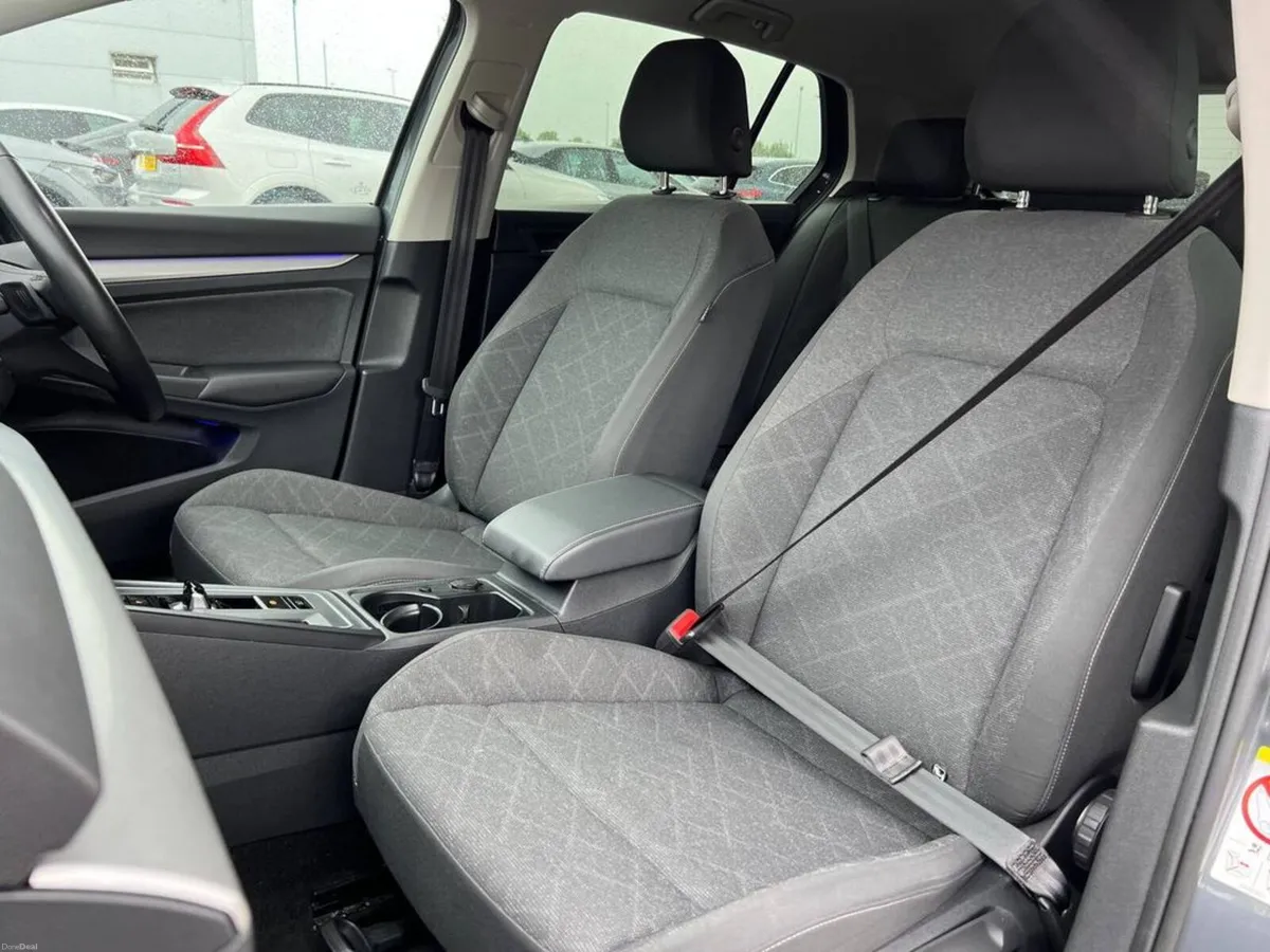 Volkswagen Golf R-LINE PACK 1.0 TSI HYBRID // NEW - Image 6