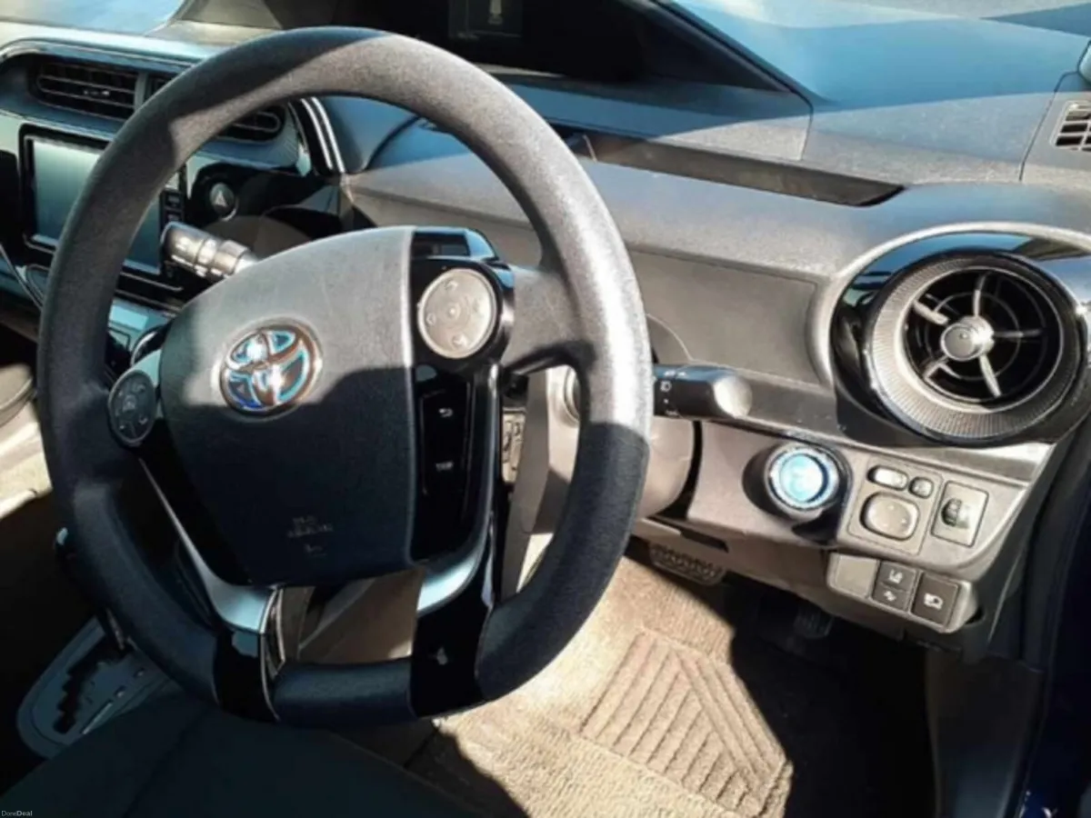 Toyota Aqua 1.5 Petrol Hybrid Auto - Image 6