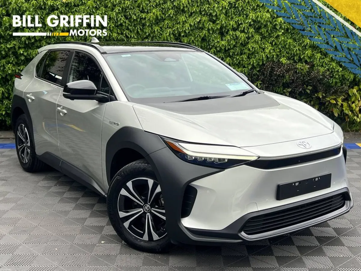 Toyota bZ4X MOTION 71.4KWH // PANORAMIC SUNROOF // - Image 1