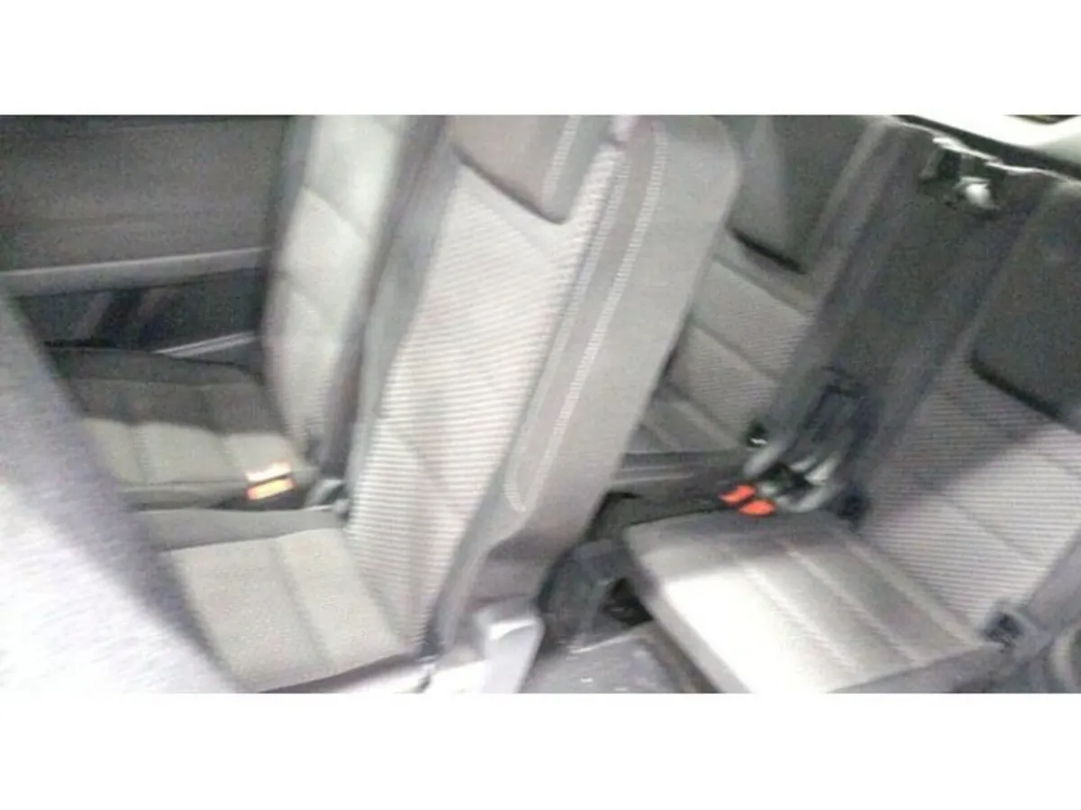 Volkswagen Touran 1.4 TSI Comfortline Golf Touran - Image 6
