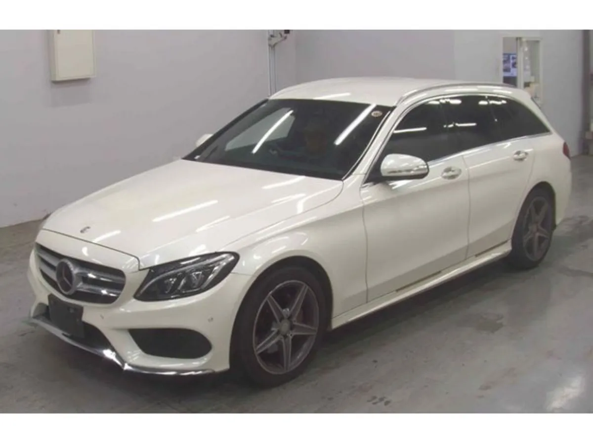 Mercedes-Benz C-Class 2.0 200 Sport Petrol Auto - Image 3