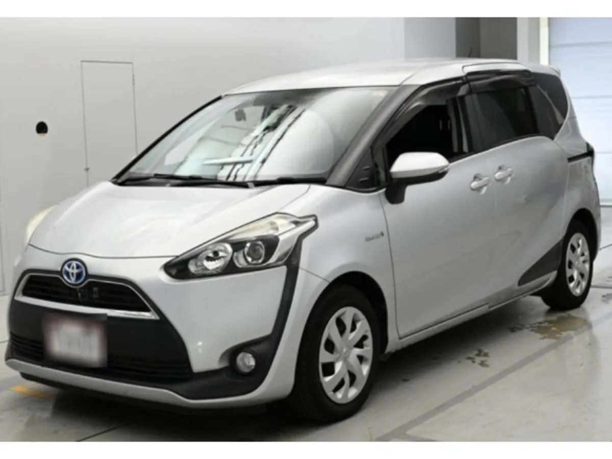 Toyota Sienta 1.5 Hybrid Petrol Auto - Image 1