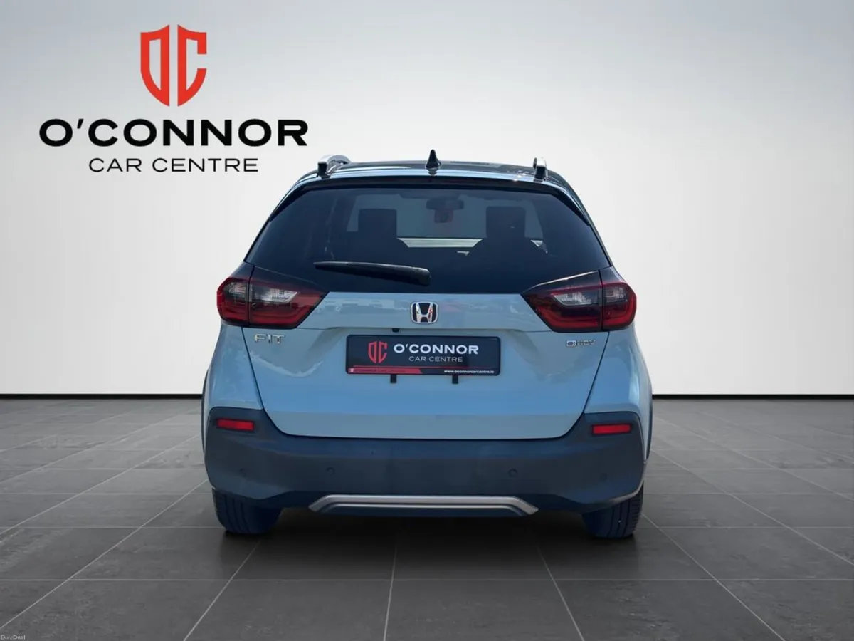 Honda Fit FIT CROSSTAR The Hatchback That Thinks I - Image 5