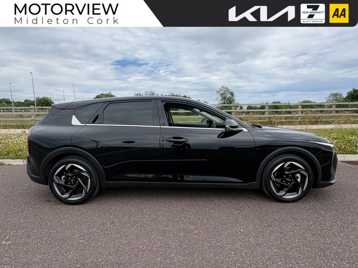 Kia K4 K3 spec, **3.9% finance** **7 YEAR WARRANTY - Image 3