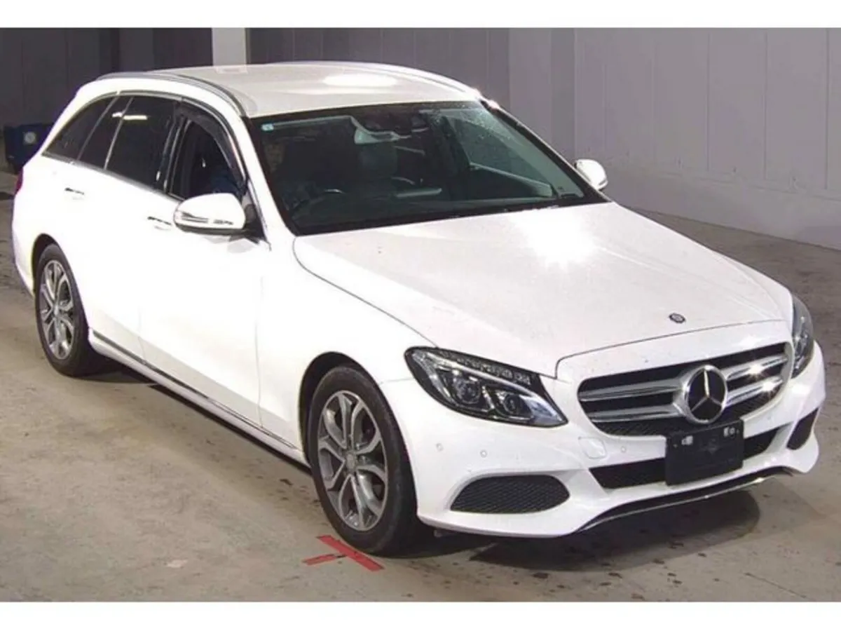 Mercedes-Benz C-Class 2.0 Petrol Auto - Image 2