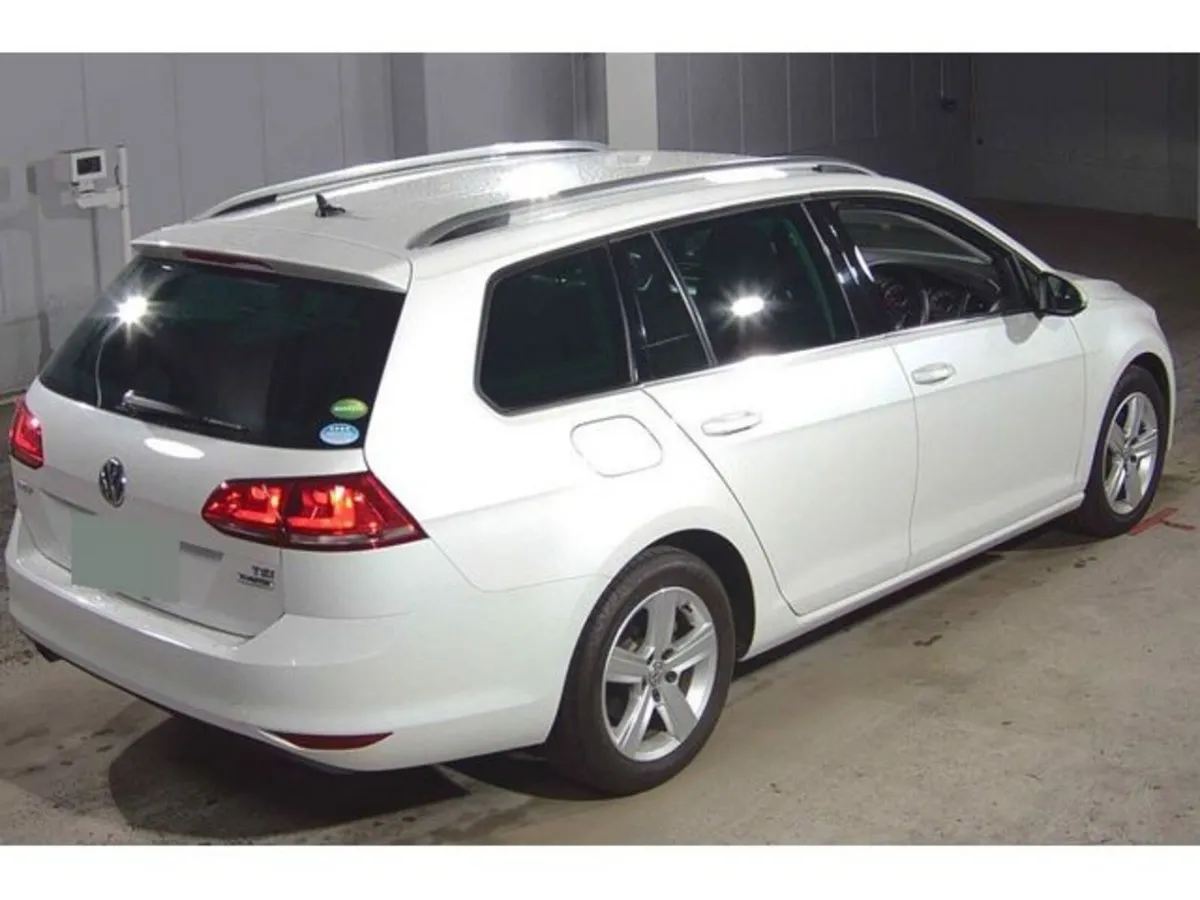Volkswagen Golf 1.2 Estate Petrol Auto - Image 5