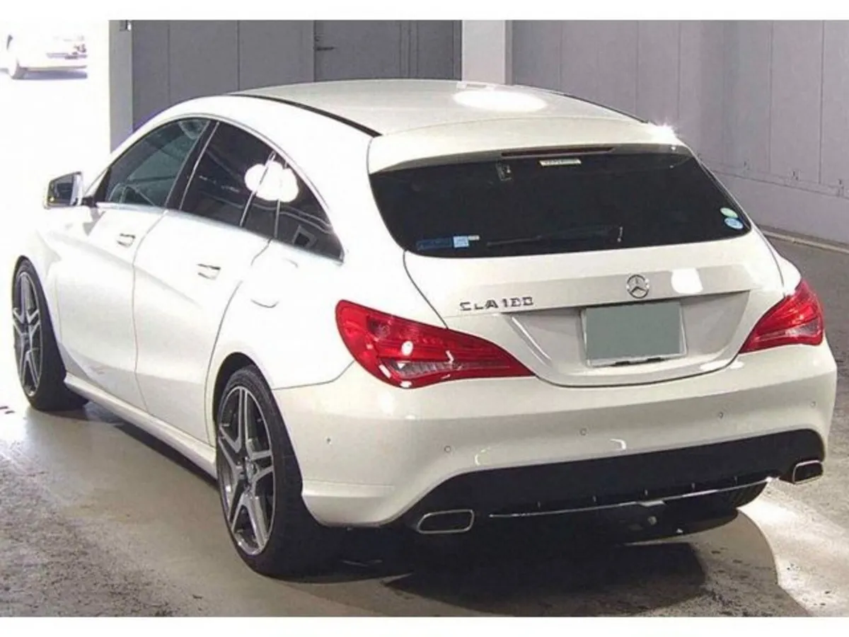 Mercedes-Benz CLA 1.6 Shooting Brake Petrol Auto - Image 4