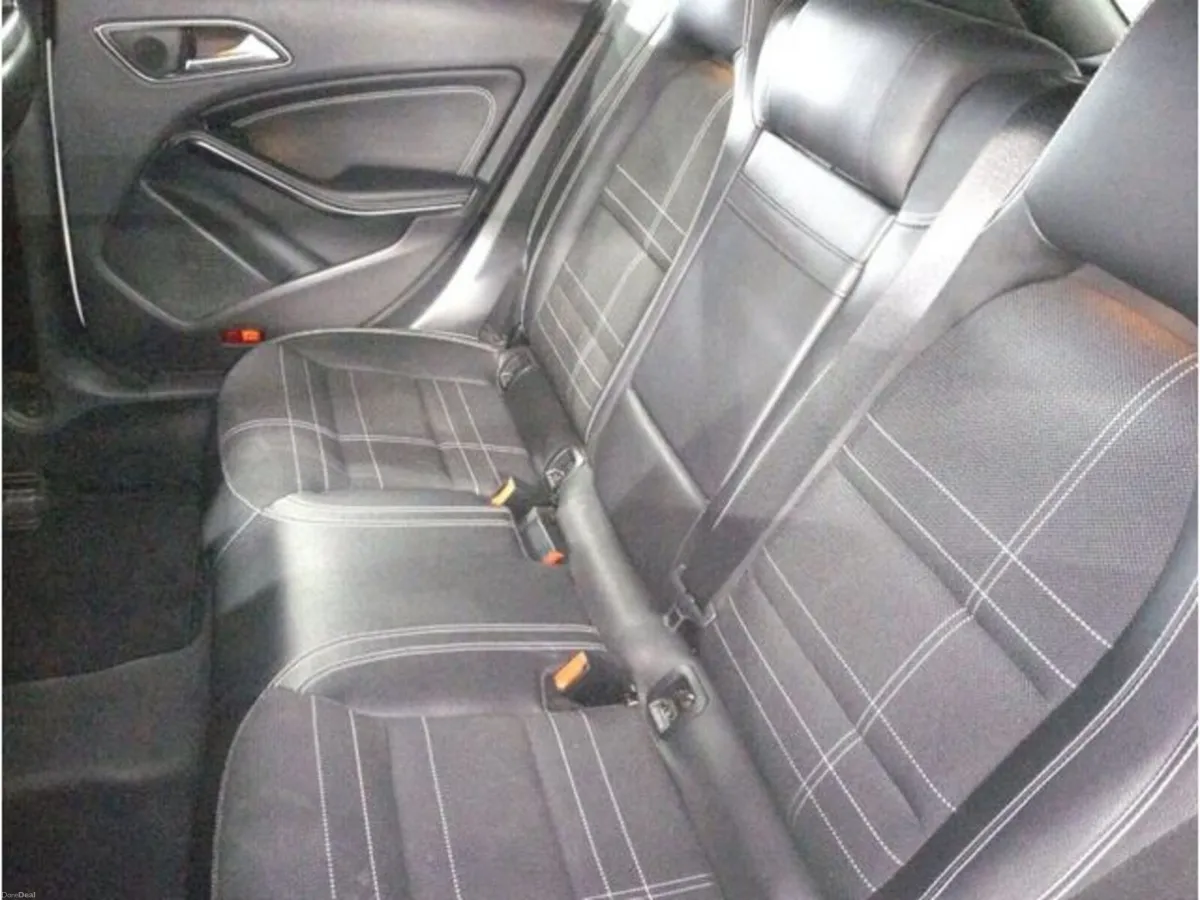 Mercedes-Benz CLA 1.6 Shooting Brake Petrol Auto - Image 6