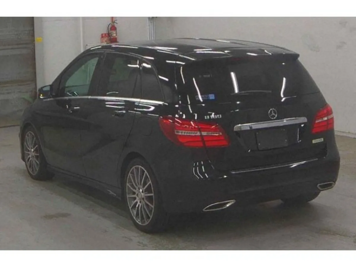 Mercedes-Benz B-Class 1.6 B 180 Sport Petrol Auto - Image 4