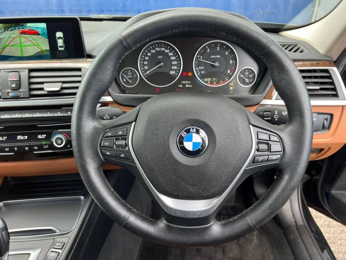 BMW 3-Series 320d LUXURY LINE AUTO // LEATHER HEAT - Image 4