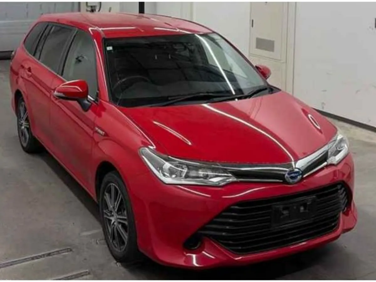 Toyota Corolla 1.5 Corolla Fielder Petrol Hybrid A - Image 3