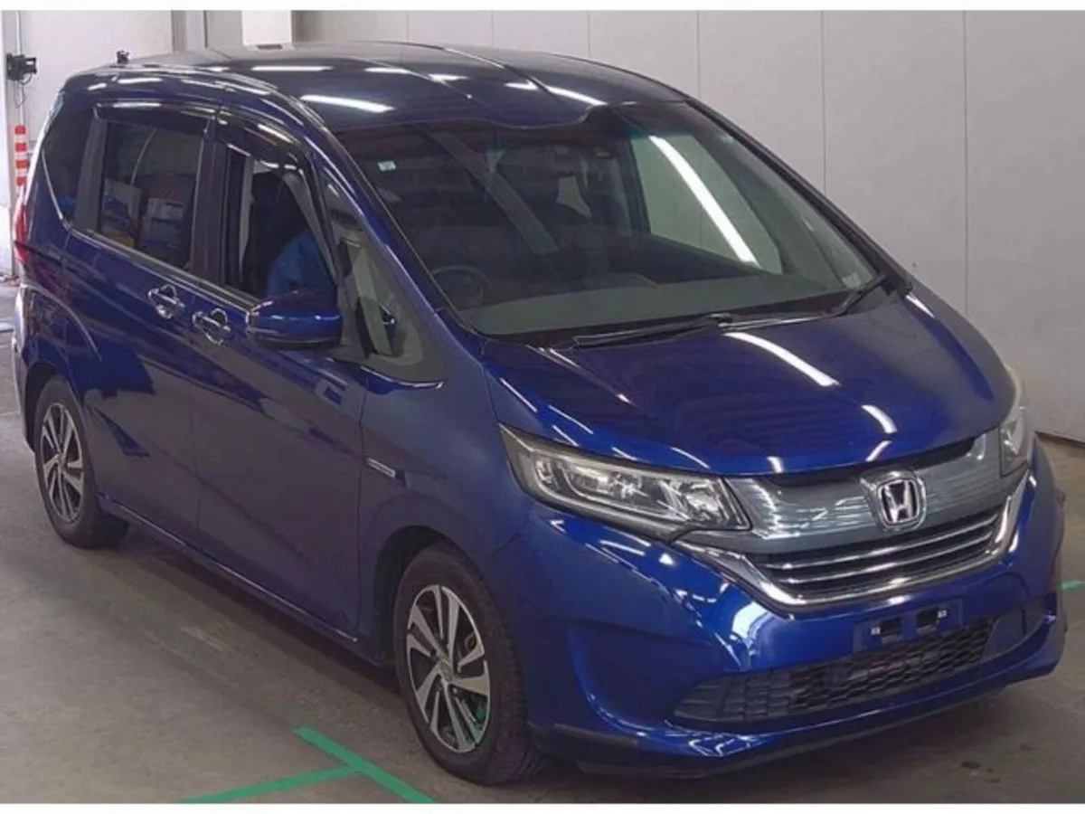 Honda Freed 1.5 Petrol Hybrid Auto - Image 2