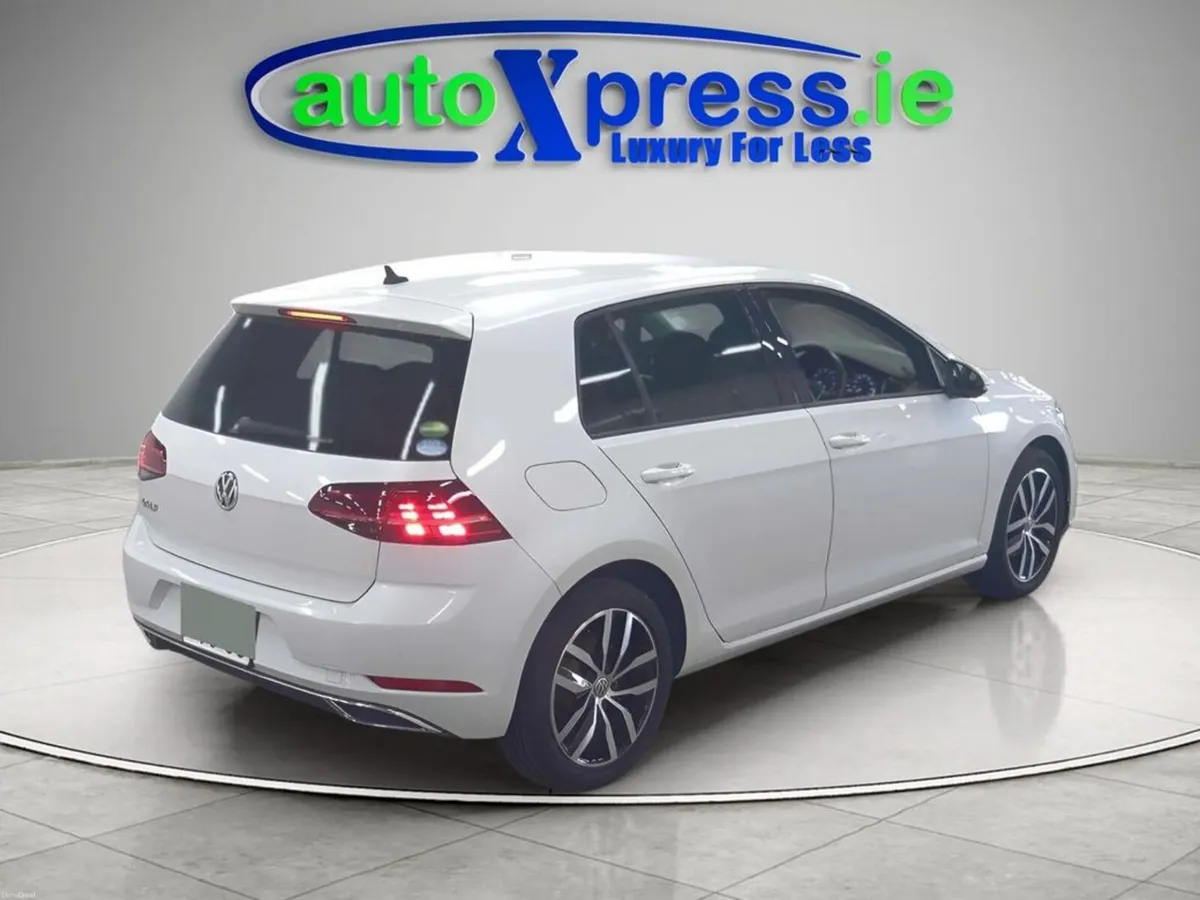 Volkswagen Golf 1.4 TSI HIGH LINE, Low mileage, Re - Image 5