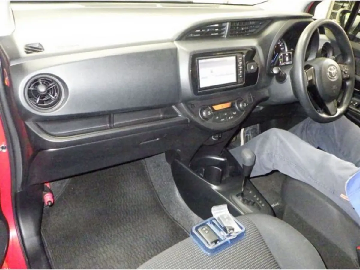 Toyota Vitz 1.5 Petrol Hybrid Auto - Image 6
