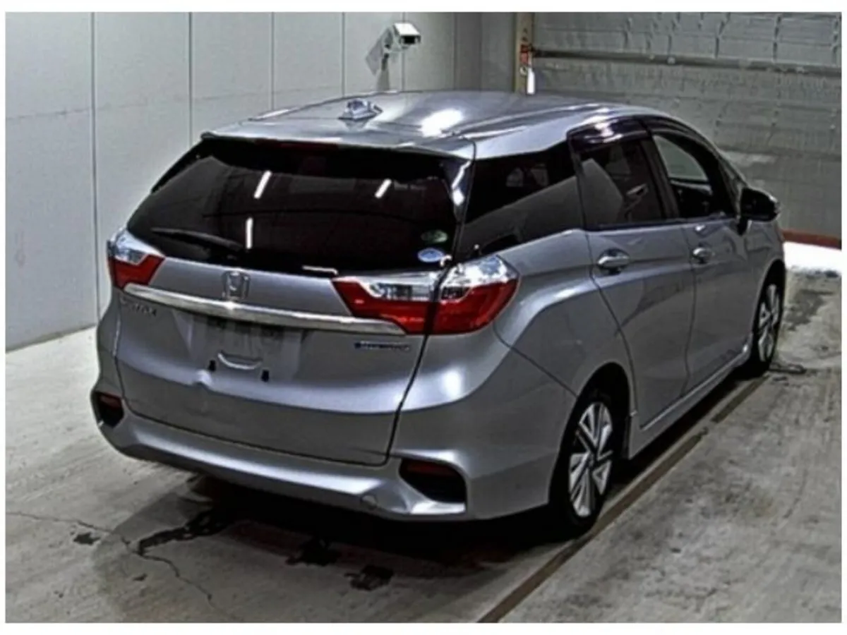Honda Shuttle 1.5 Petrol Hybrid Auto - Image 5