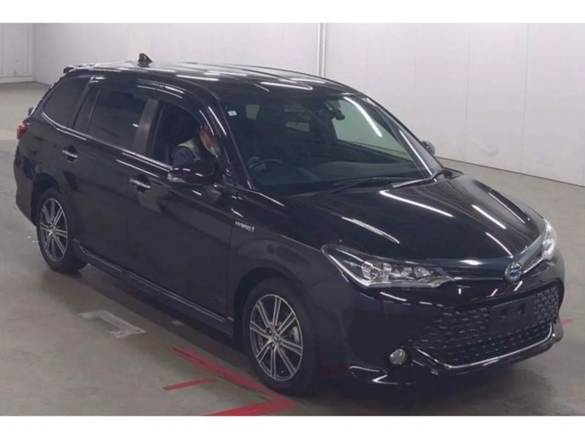 Toyota Corolla 1.5 Corolla Fielder Petrol Hybrid A - Image 2