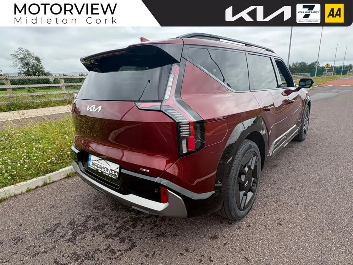 Kia EV9 GT LINE 6 SEATER AWD, **7 year warranty** - Image 4