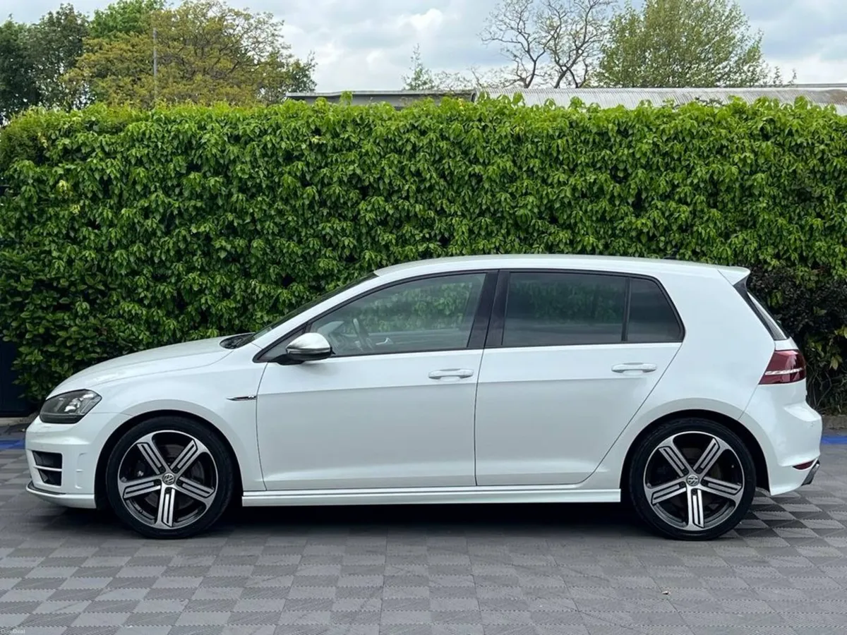 Volkswagen Golf R 4MOTION 2.0 TSI // LEATHER R SPO - Image 3
