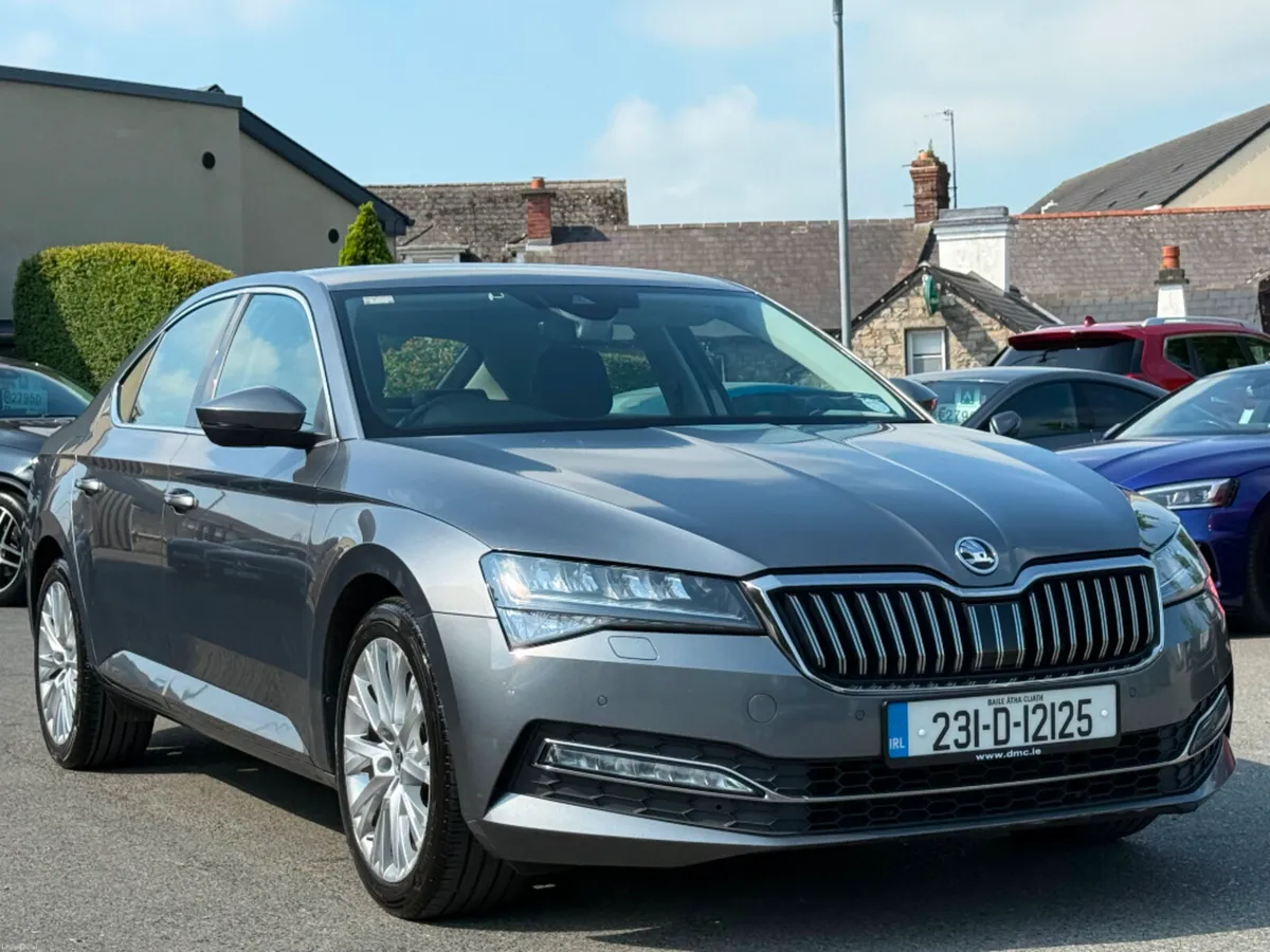 Skoda Superb STYLE 2.0TDI 150HP DSG *HIGH SPEC* - Image 3