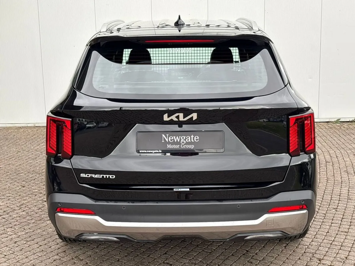 Kia Sorento K2 Commercial - Image 6