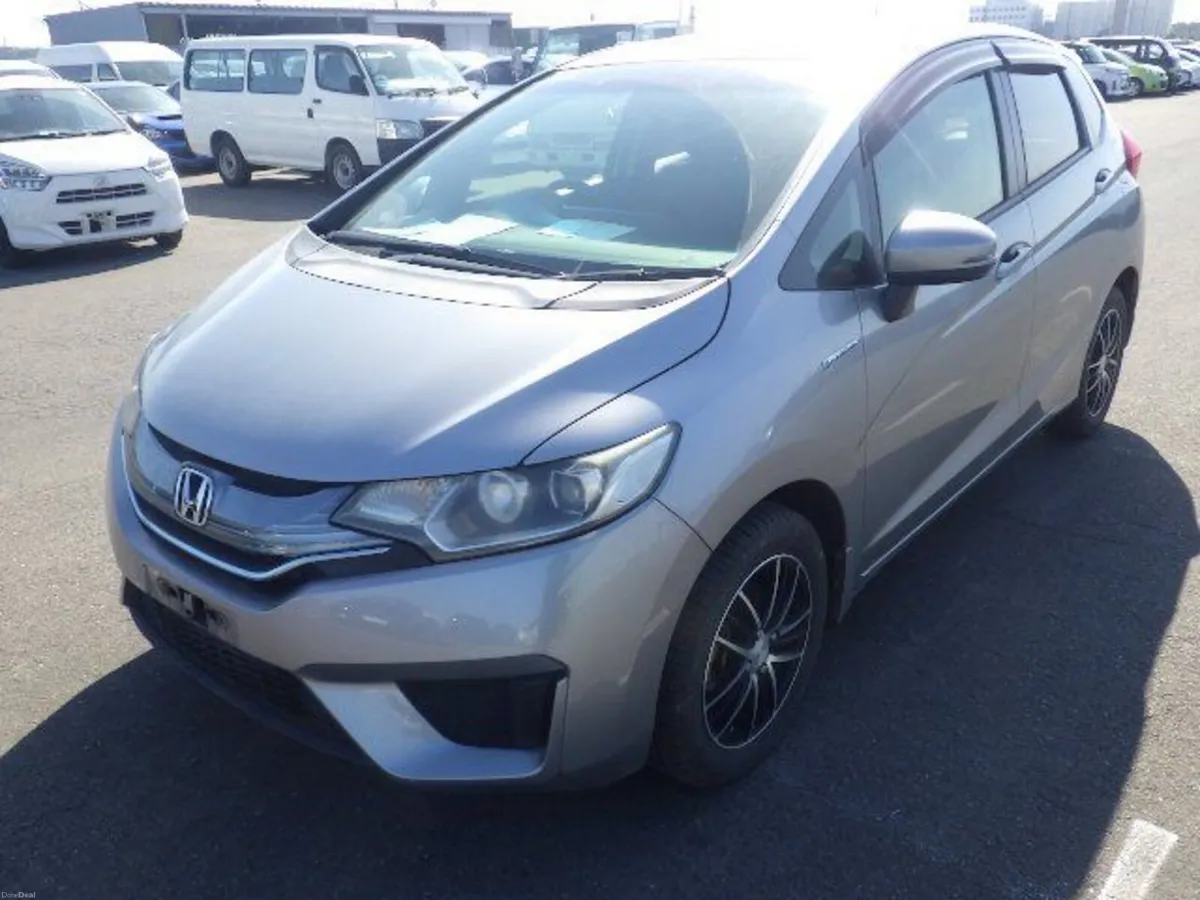 Honda Fit 1.5 Petrol Hybrid Auto - Image 2
