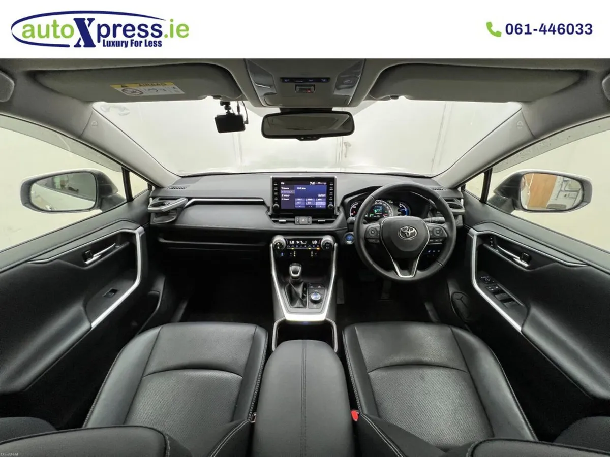Toyota RAV4 4WD HYBRID G, Low mileage - Image 2