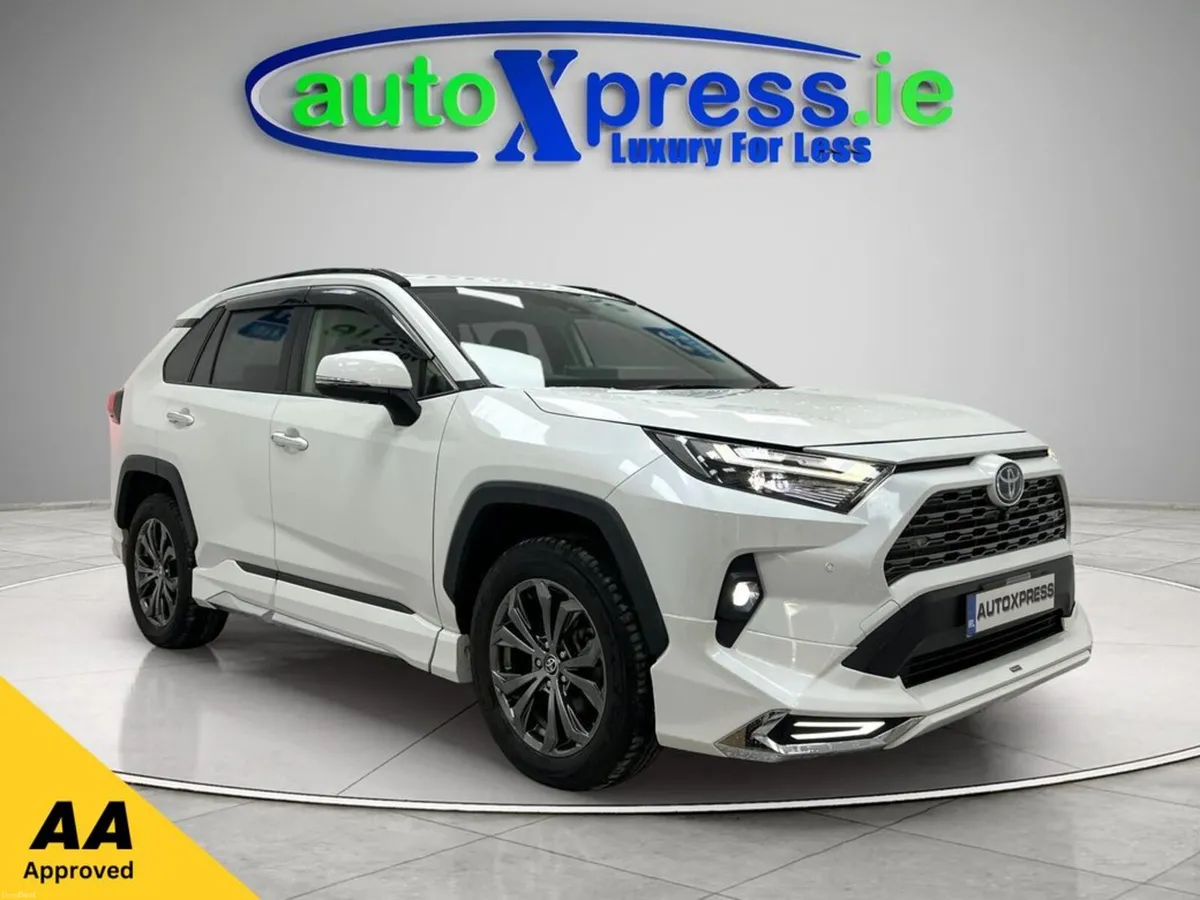 Toyota RAV4 4WD HYBRID G, Low mileage - Image 1
