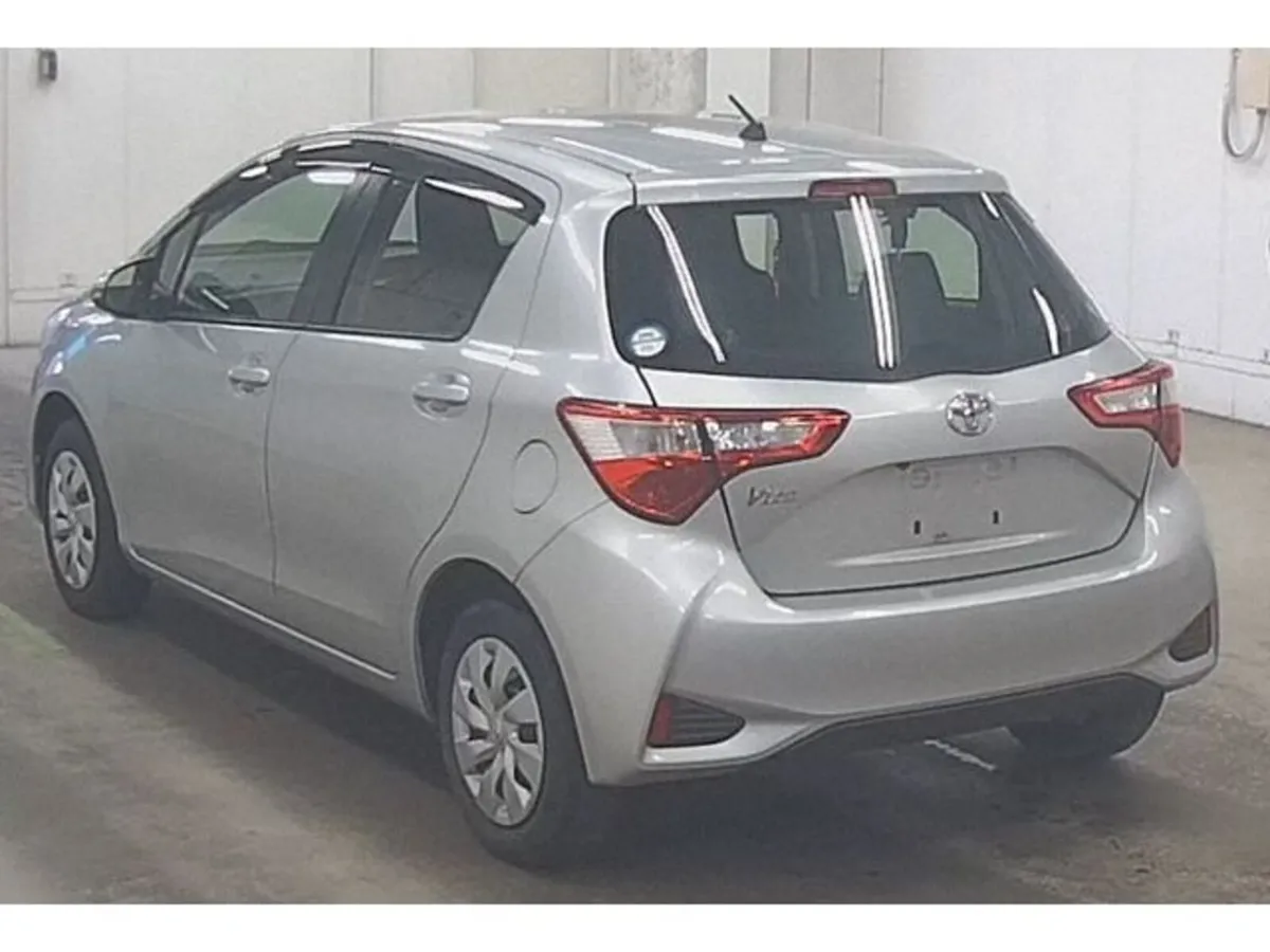 Toyota Vitz 1.0 Petrol Auto - Image 3