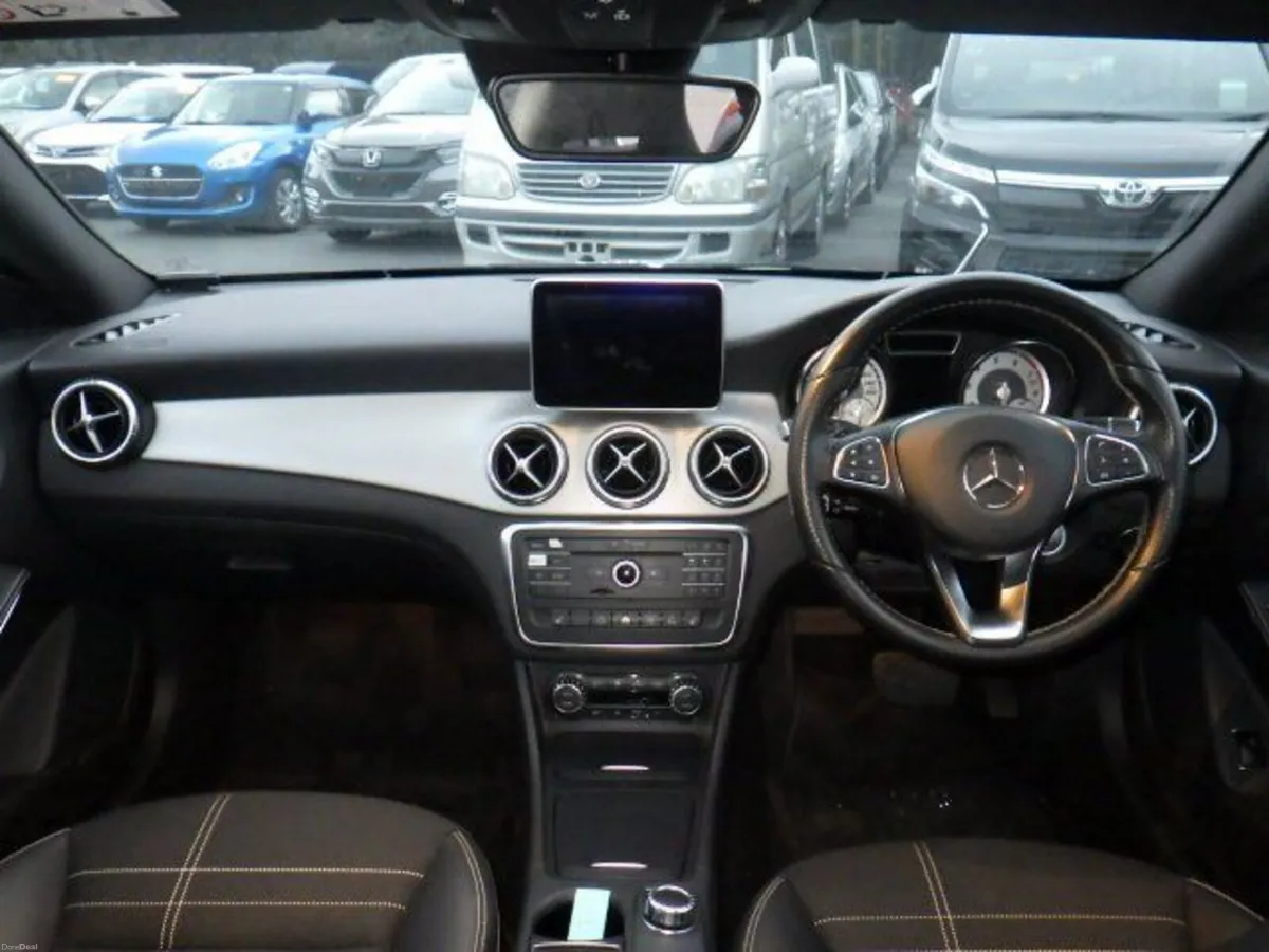 Mercedes-Benz CLA 1.6 Petrol Auto - Image 3