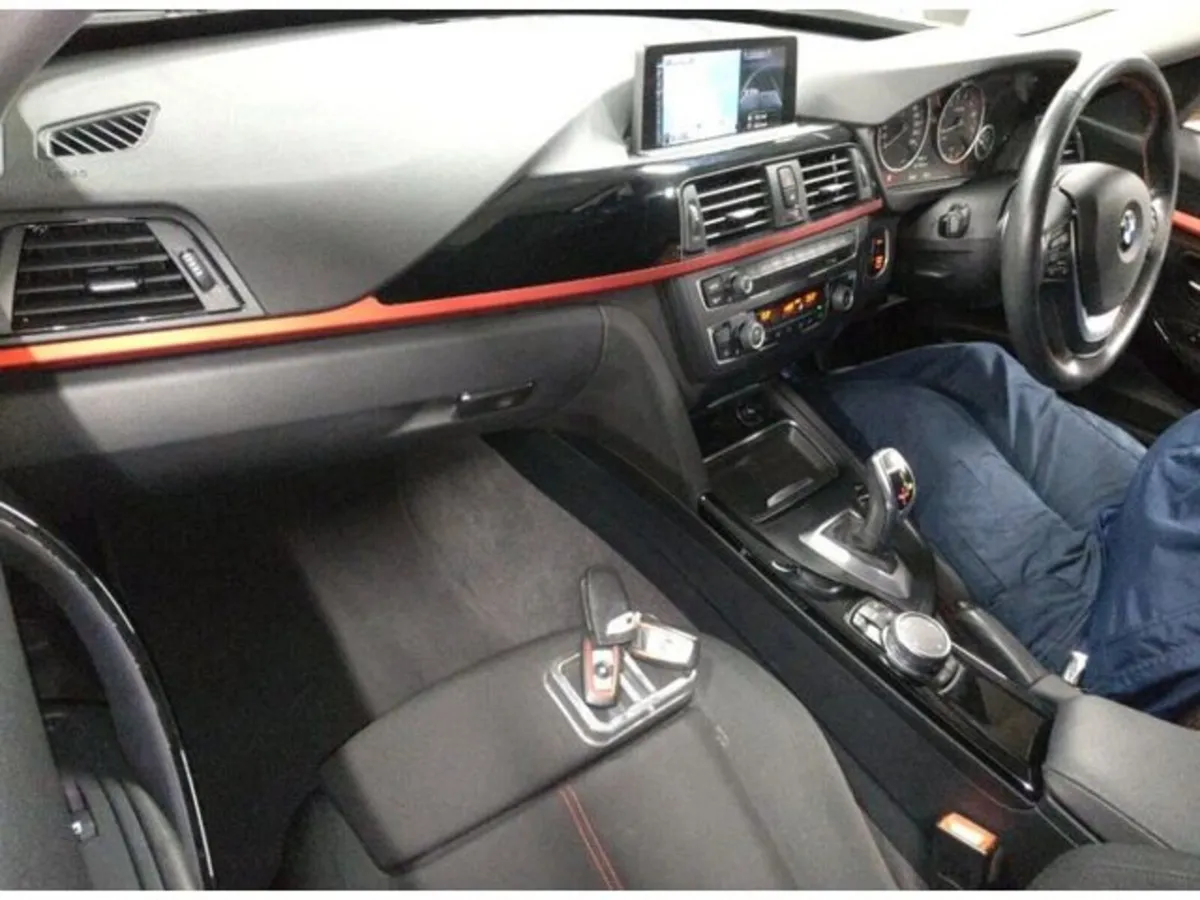 BMW 3-Series 2.0 Petrol Auto - Image 6