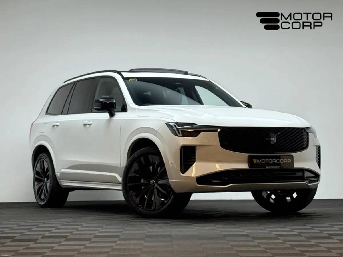 Volvo XC90 PLUS BLACK EDITION T8 AWD *7 SEATER* - Image 1