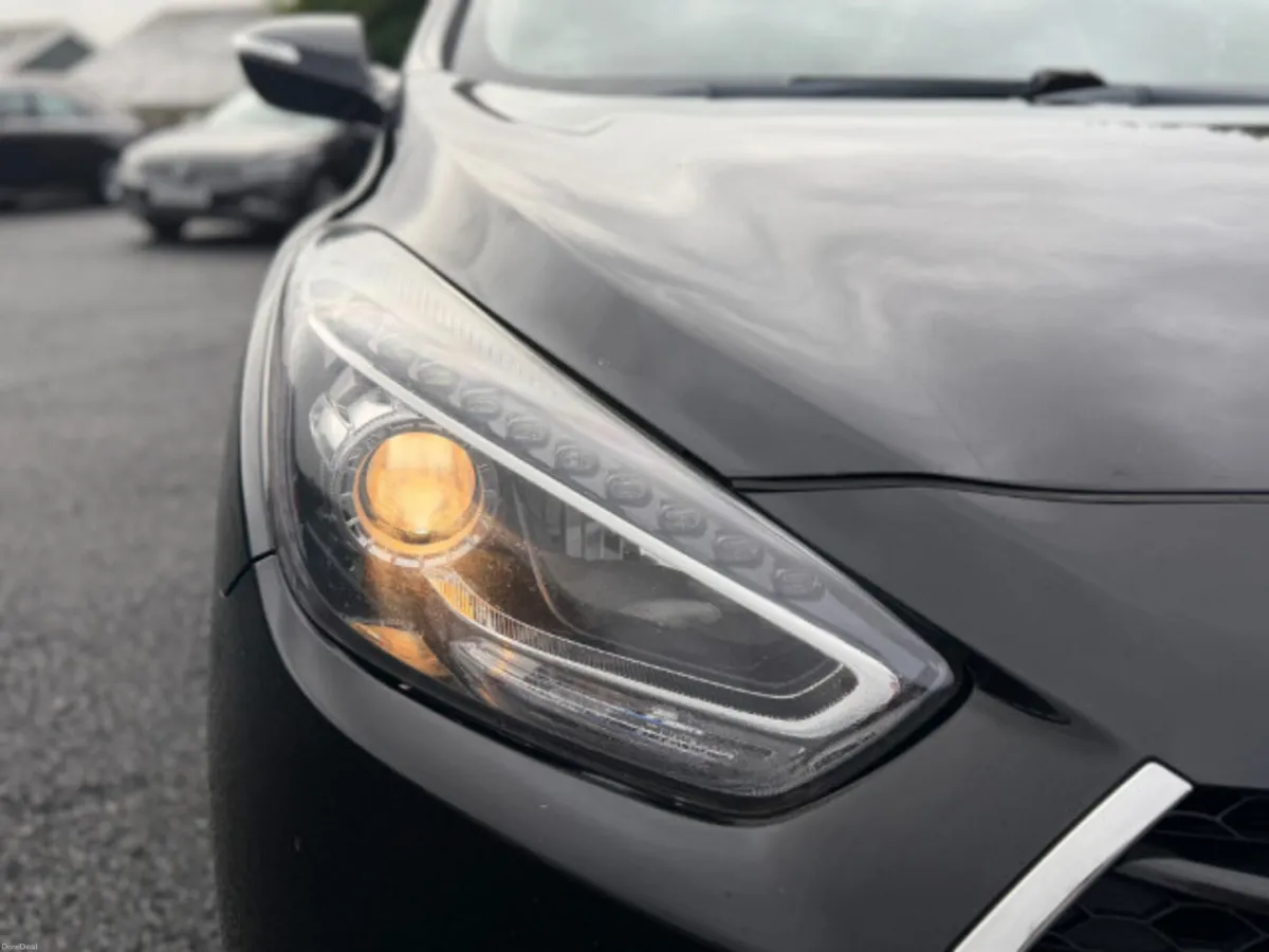 Hyundai i40 Executive 4DR - Image 5