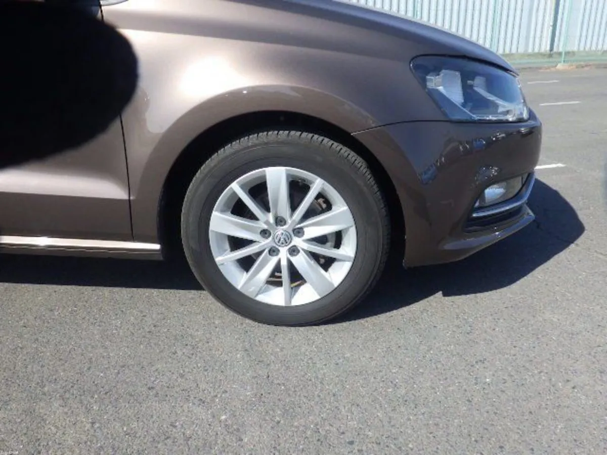 Volkswagen Polo 1.2 Petrol Auto - Image 5
