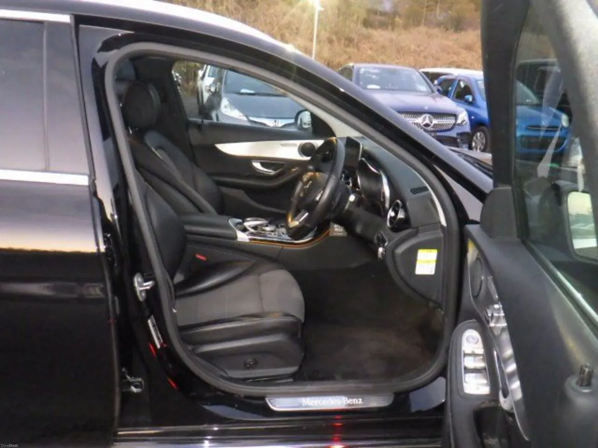 Mercedes-Benz C-Class 1.6 Petrol Auto - Image 3
