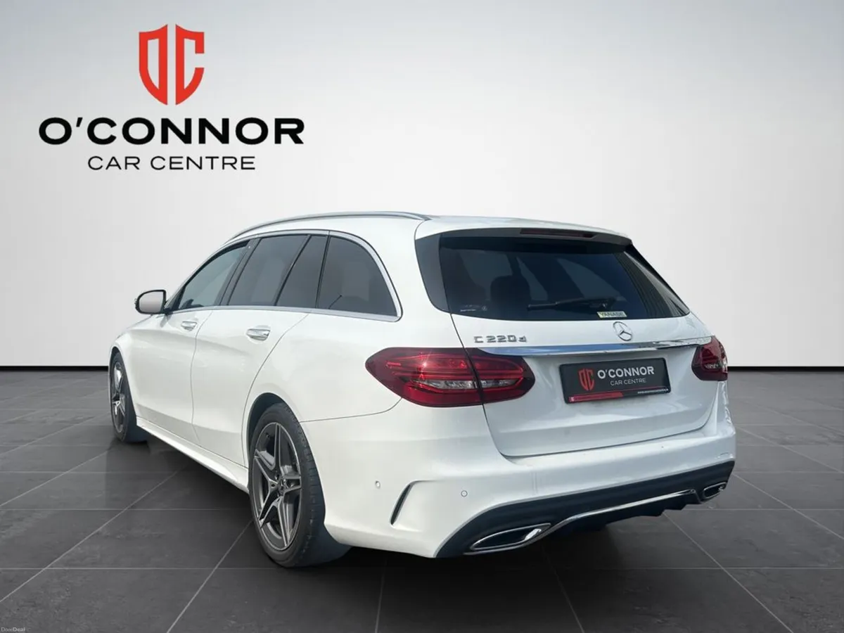 Mercedes-Benz C-Class AMG looks, estate space — be - Image 4