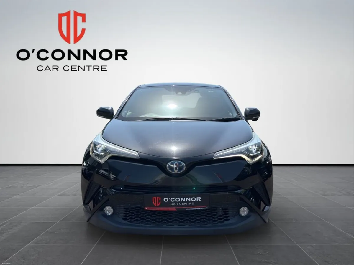 Toyota C-HR Brown leather, black paint… this C-HR - Image 2