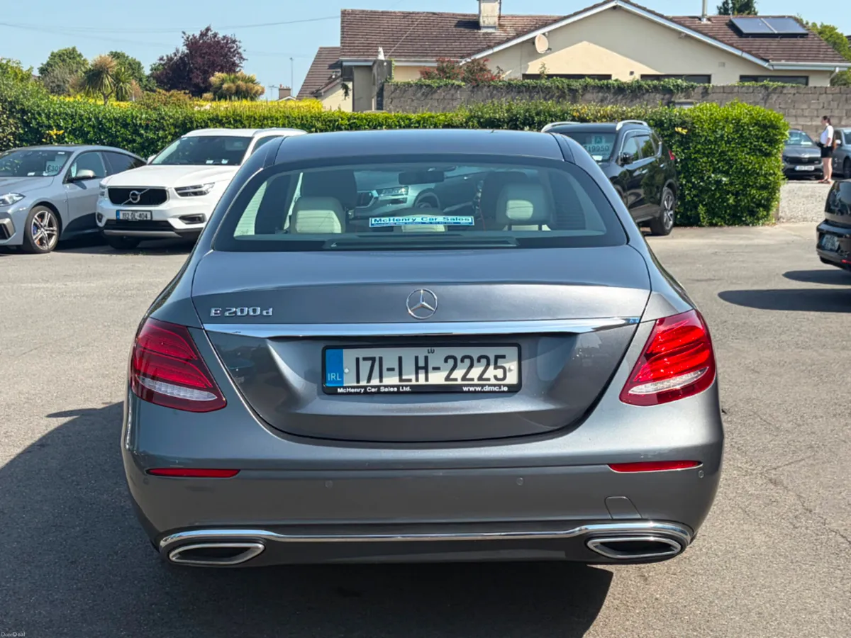 Mercedes-Benz E-Class E200 d D Avantgarde Auto *Lo - Image 6
