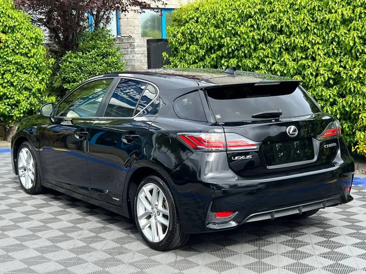 Lexus CT 1.8 HYBRID // CRUISE CONTROL // 17" ALLOY - Image 5
