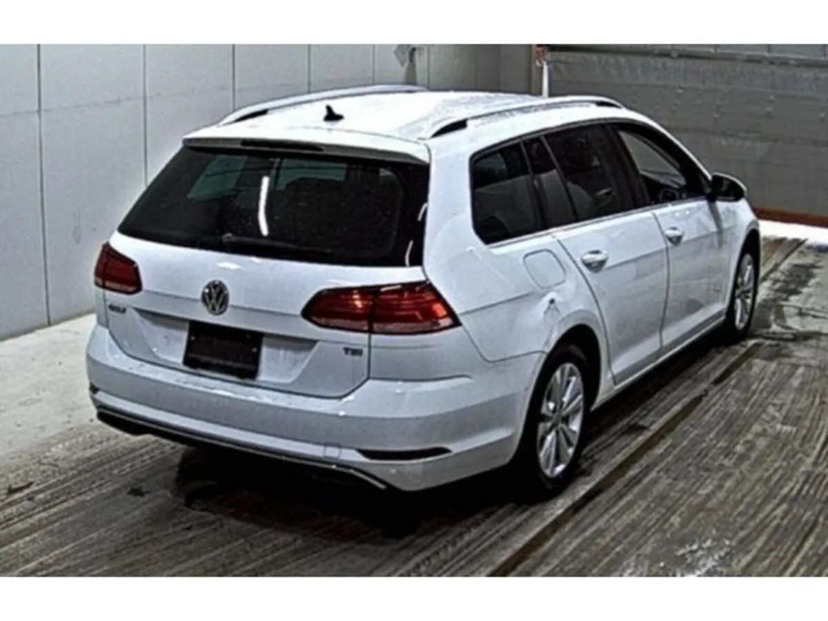 Volkswagen Golf 1.2 Estate Petrol Auto - Image 5