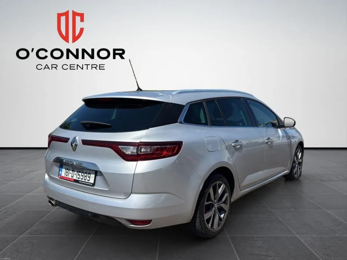 Renault Megane "Big on space, easy on the wallet – - Image 6