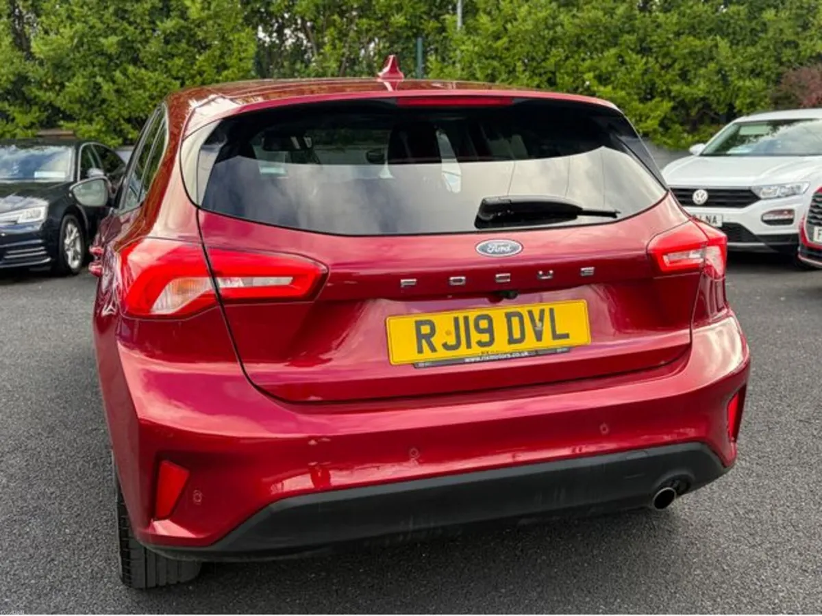 Ford Focus TITANIUM X TDCI - Image 4
