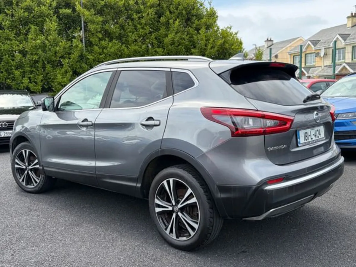 Nissan Qashqai 1.5 DCI N-connecta 5DR - Image 3