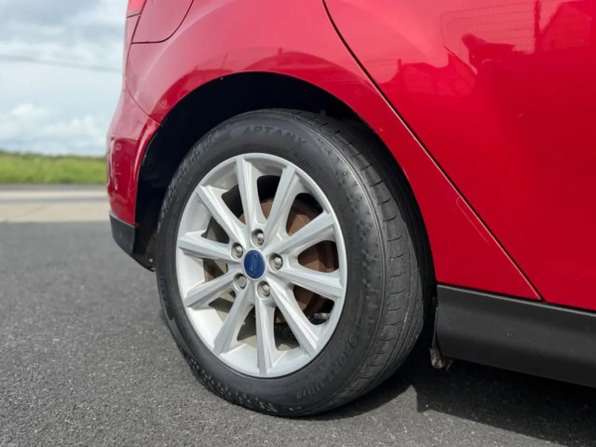 Ford Focus TITANIUM TDCI - Image 6