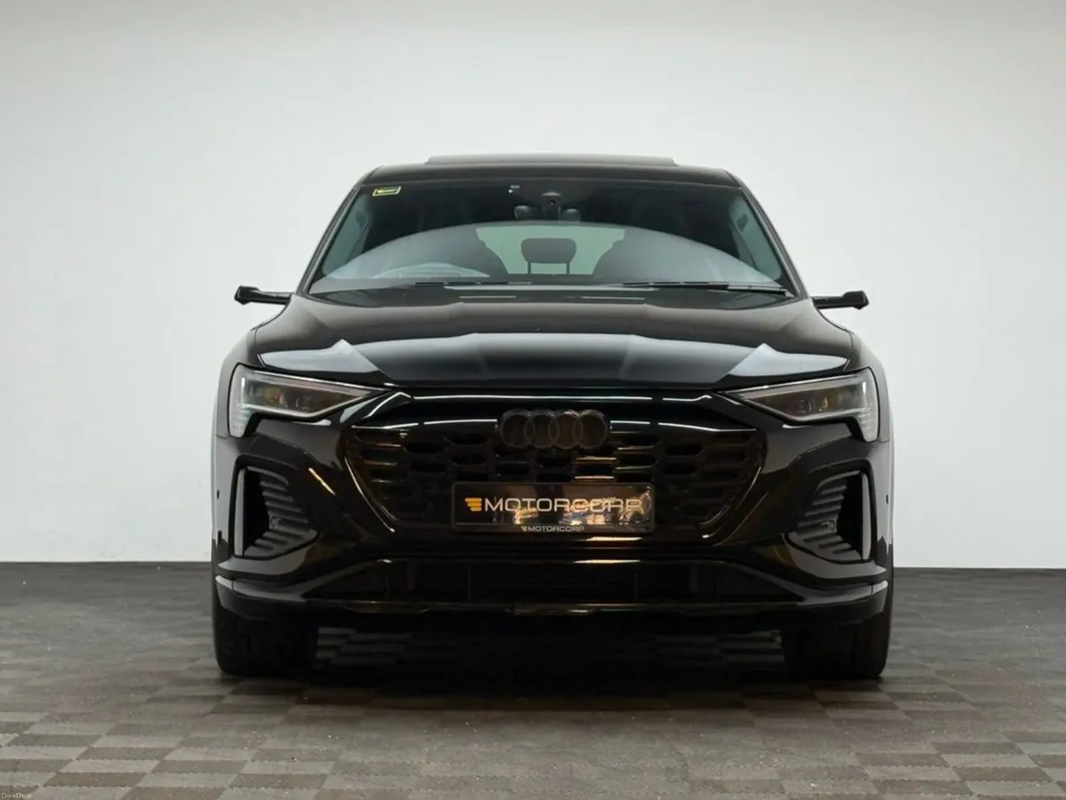 Audi Q8 55 E TRON VORSPRUNG QUATTRO - Image 2
