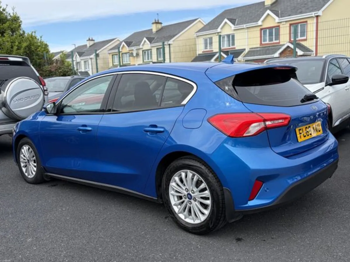 Ford Focus TITANIUM TDCI - Image 4