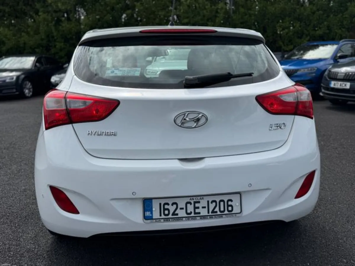 Hyundai i30 SE B/D 110PS 5DR - Image 6