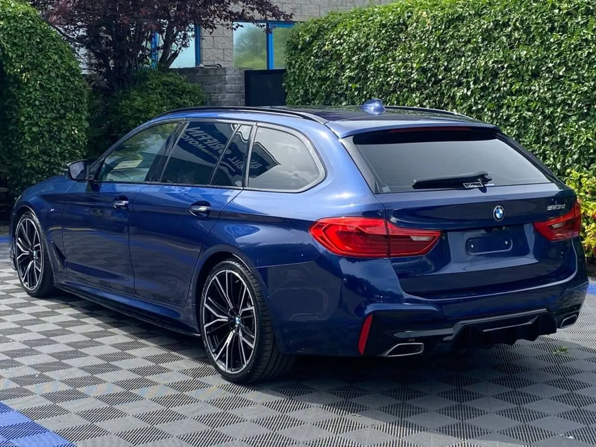 BMW 5-Series 523d TOURING M-SPORT COMPETITION 2.0 - Image 5