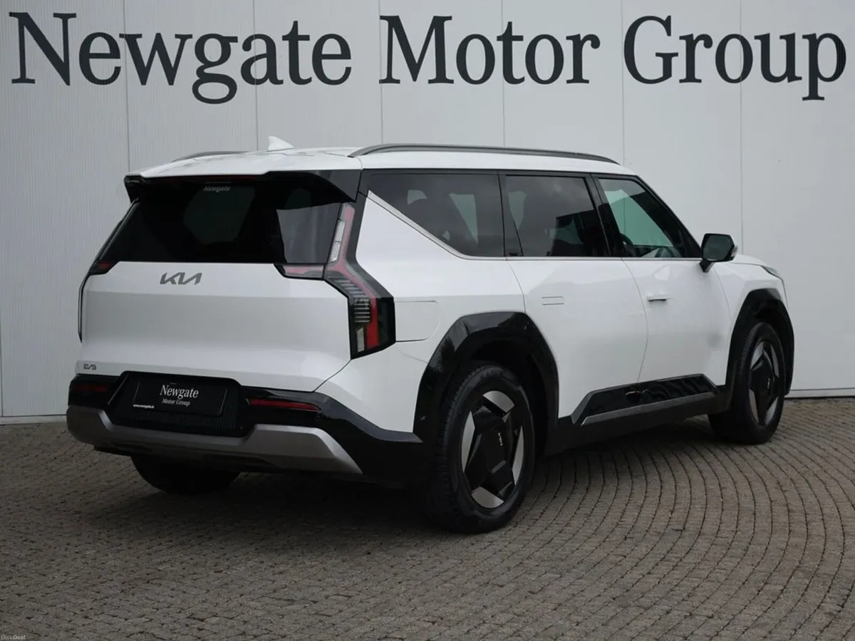 Kia EV9 Earth - Image 5