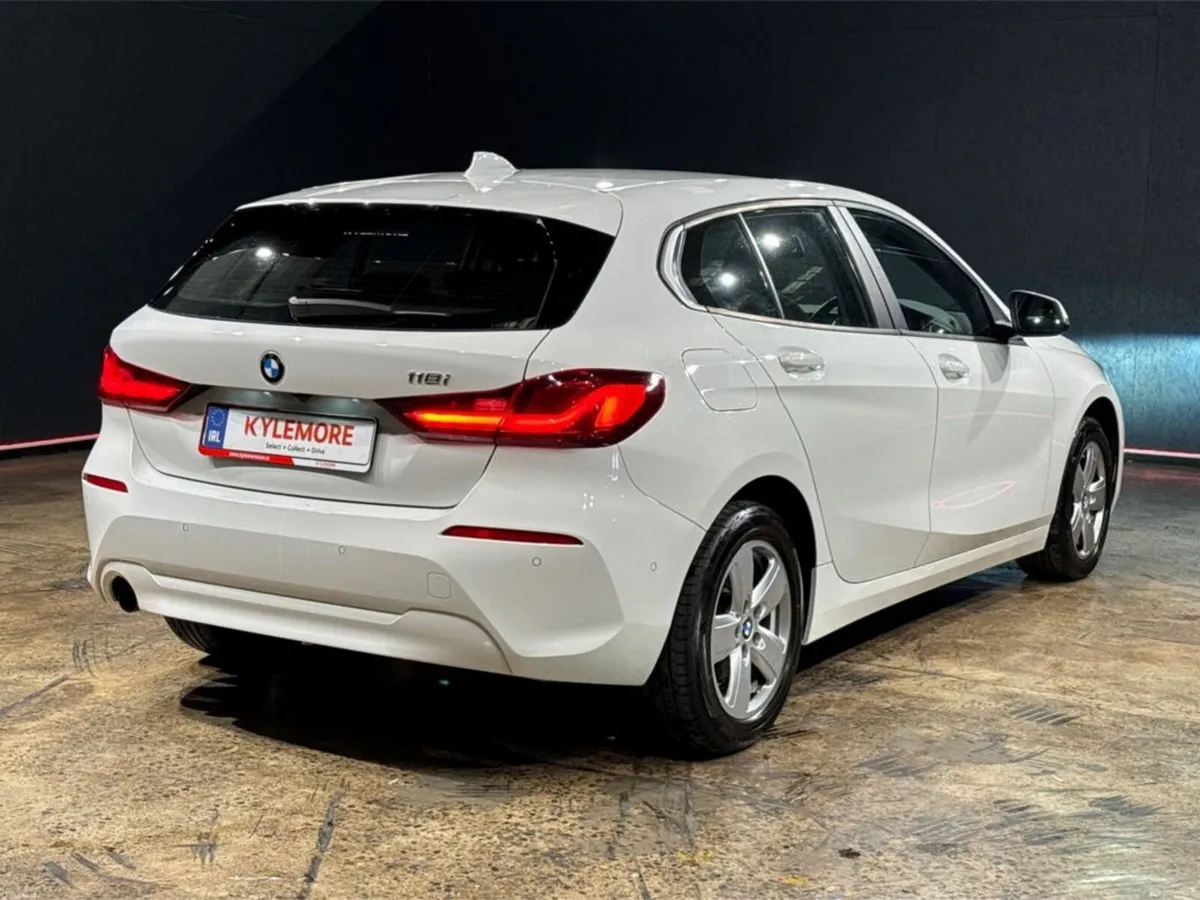 BMW 1-Series 1.5 AUTOMATIC - ALLOY WHEELS - CRUISE - Image 3