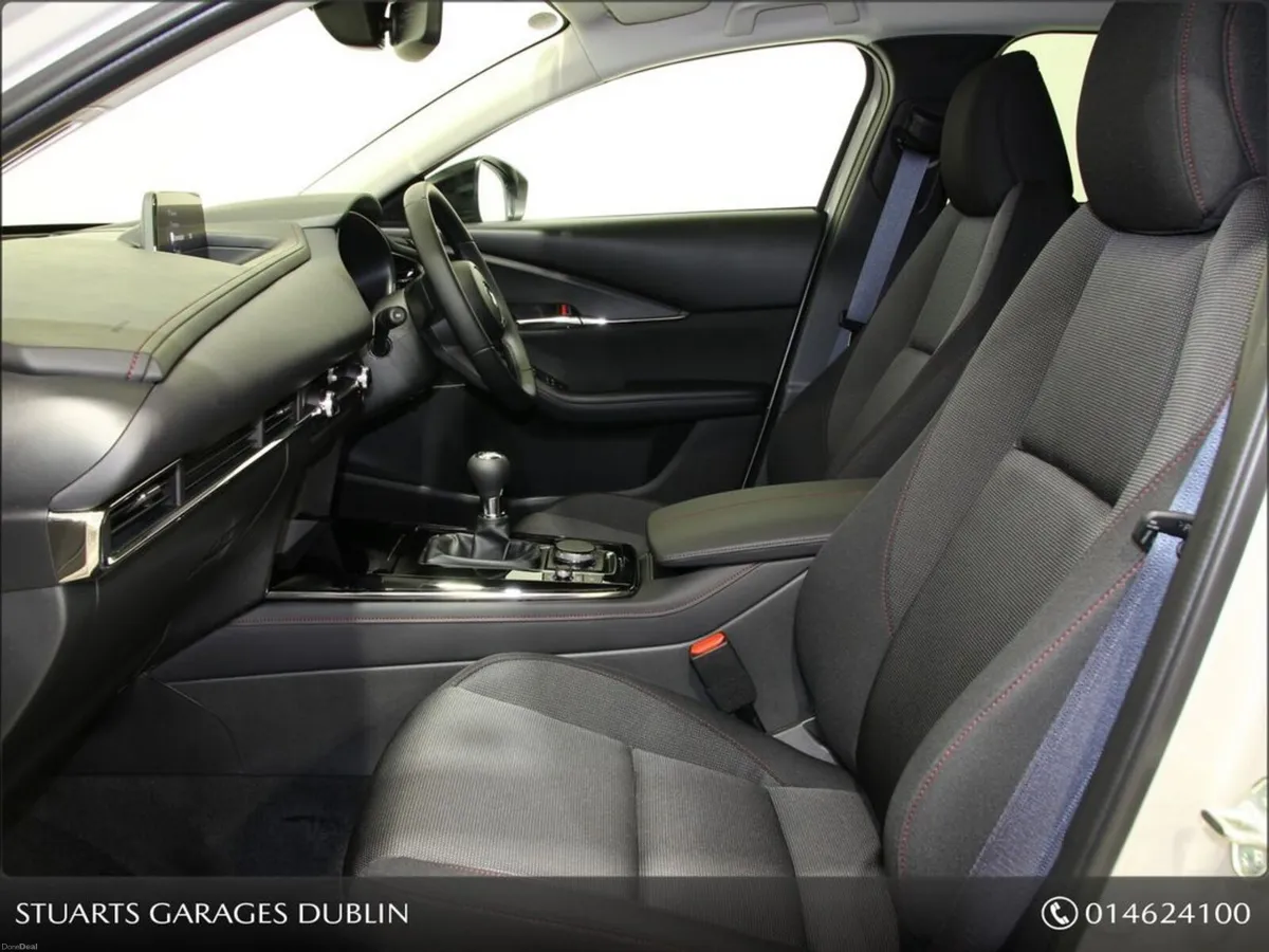 Mazda CX-30 CX-30 2.0 SKY-X 186PS SUNROOF HOMURA*E - Image 3